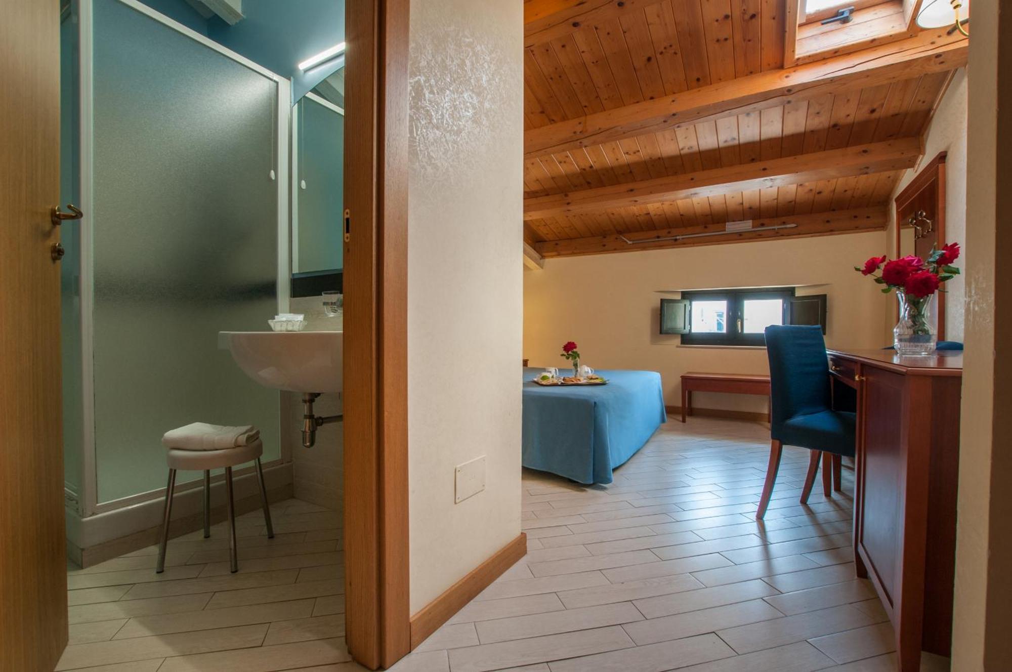 Park Hotel Villa Americana Rodi Garganico Buitenkant foto